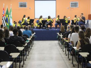 Conselho Municipal da Criança e do Adolescente realiza conferência para discutir políticas públicas 