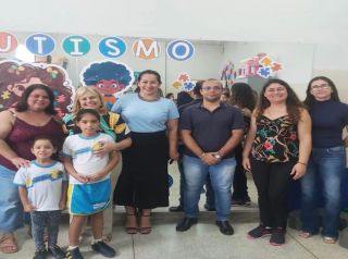 Escola Municipal Cândido Brasil Estrela celebra Dia Mundial de Conscientização do Autismo