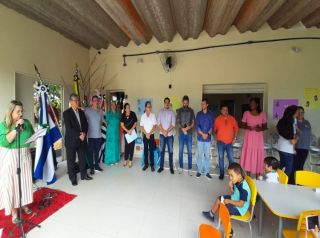 Prefeitura celebra entrega da revitalização da Escola de Educação Infantil Profª Maria Bianchi