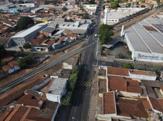 Rumo realiza obras de melhorias no cruzamento da rua João Gil de Freitas da Silva com Rui Barbosa